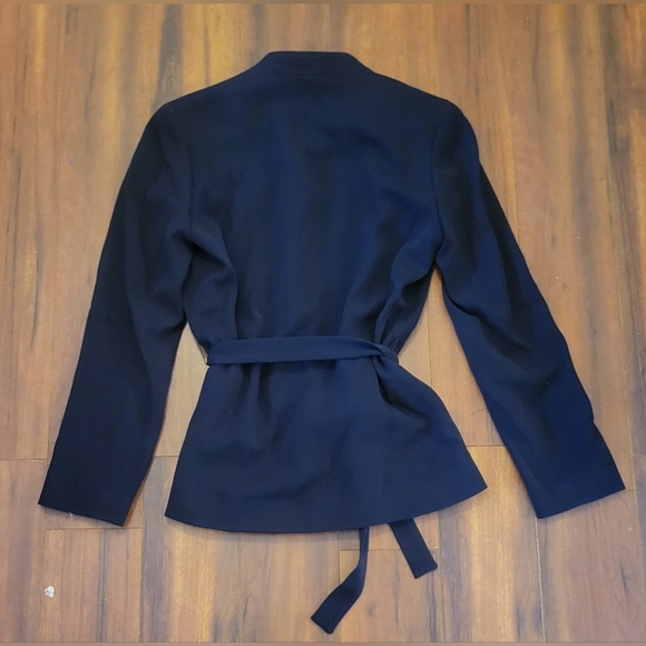 EUC Liz Claiborne Women's Black Blazer with Belt And Pockets - Picture 4 of 4